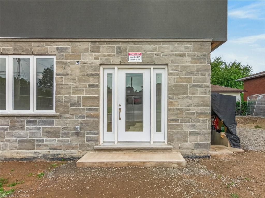 R-17 Victor Boulevard, Hamilton, ON, L9A 2V3 - 3