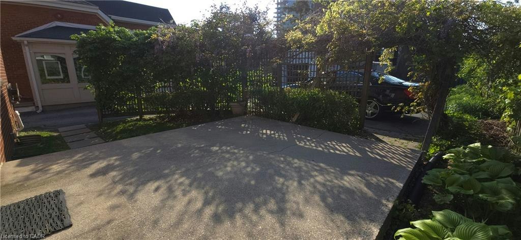 2047 James Street, Burlington, ON, L7R 1H4 - 21