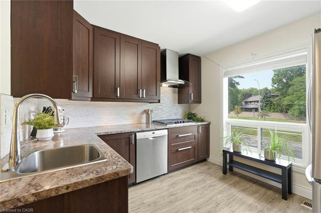 50-1115 Paramount Drive, Hamilton, ON, L8J 1P6 - 8