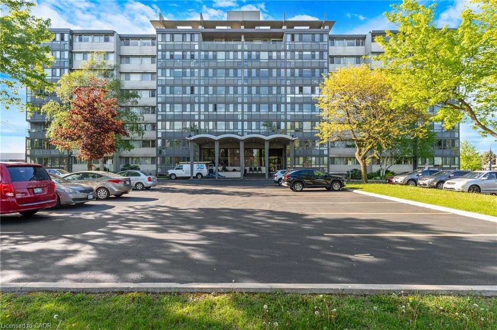 306-24 Midland Drive, Kitchener, ON, N2A 2A8