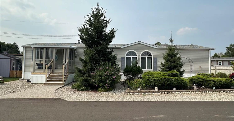 17 Hemlock Crescent Pvt Crescent, Puslinch, ON, N0B 2J0