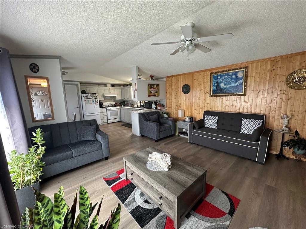 17 Hemlock Crescent Pvt Crescent, Puslinch, ON, N0B 2J0 - 14