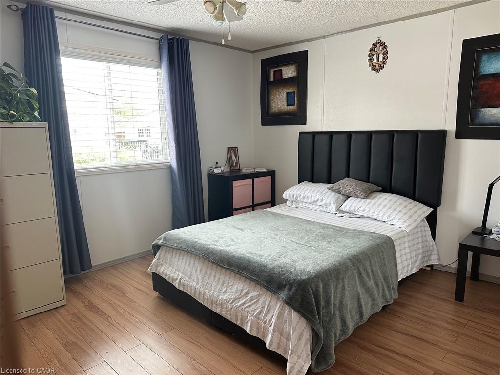 17 Hemlock Crescent Pvt Crescent, Puslinch, ON, N0B 2J0 - 19