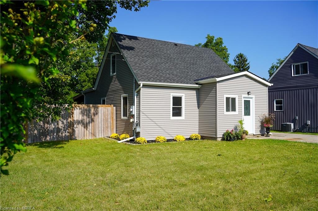 4 John Street, Brantford, ON, N3T 4H7