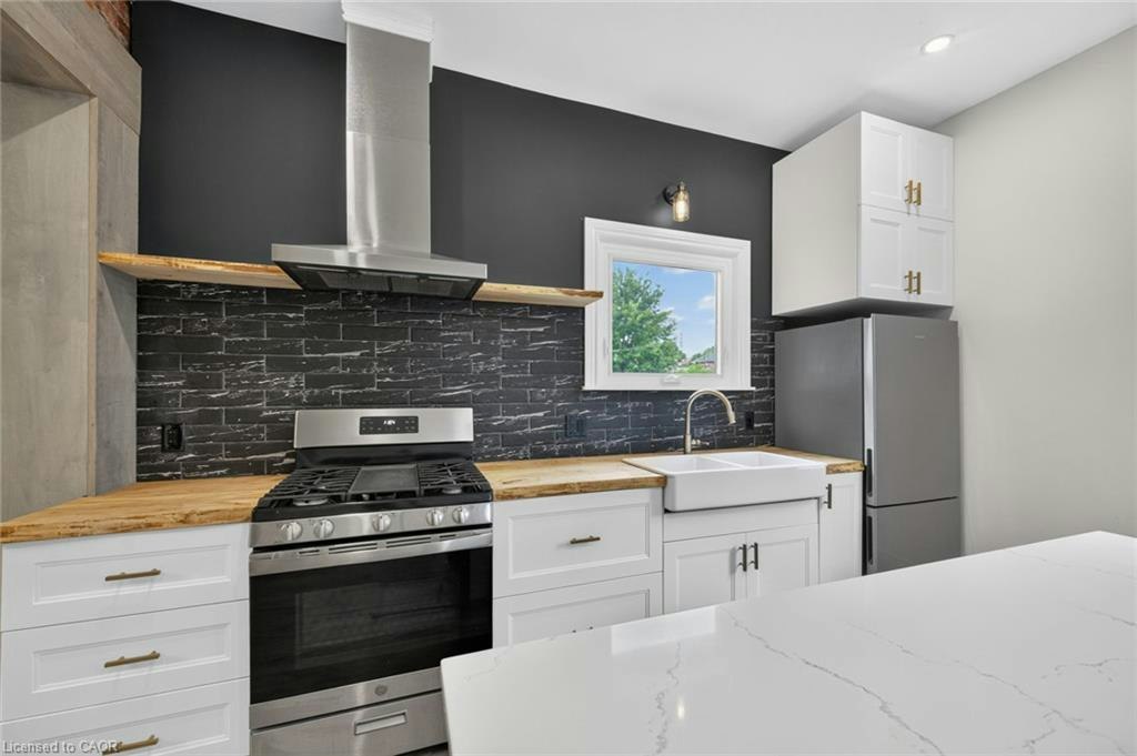 Main-115 Elgin Street, Hamilton, ON, L8L 4X9 - 6