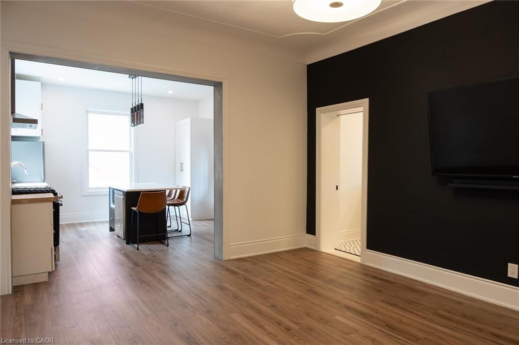 Main-115 Elgin Street, Hamilton, ON, L8L 4X9 - 20