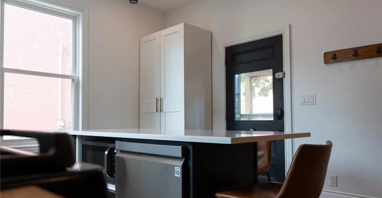 Main-115 Elgin Street, Hamilton, ON, L8L 4X9 - 8