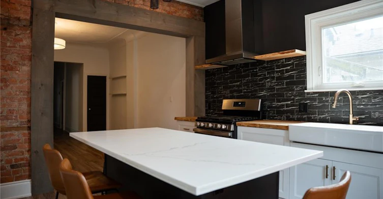 Main-115 Elgin Street, Hamilton, ON, L8L 4X9 - 10