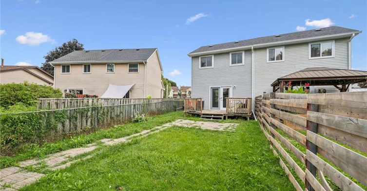 66 Banbury Road, Brantford, ON, N3P 1C3 - 31