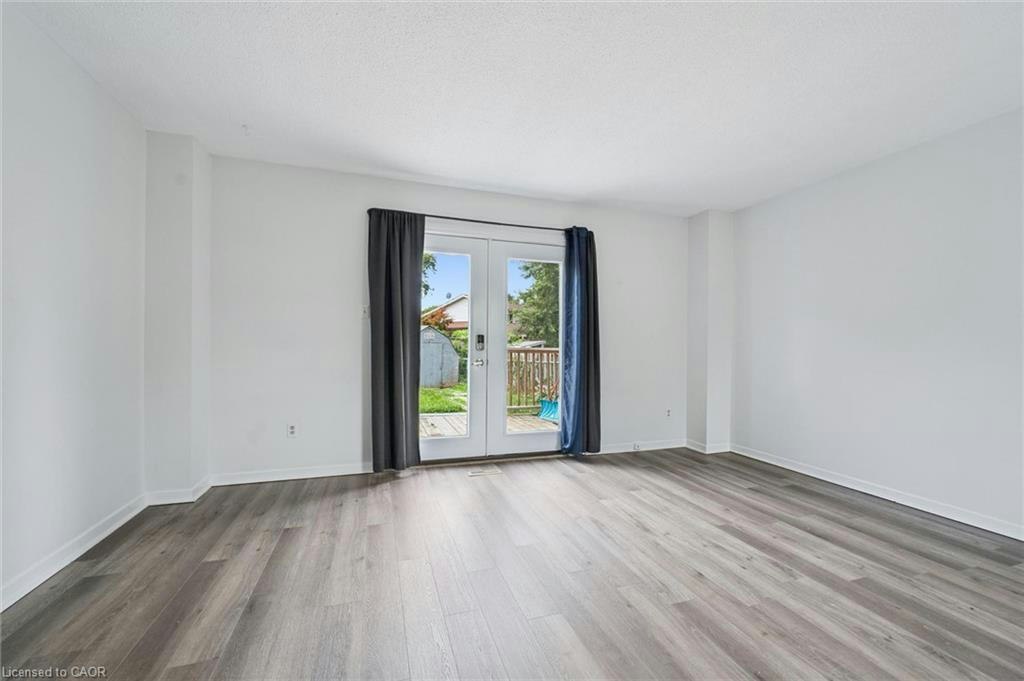 66 Banbury Road, Brantford, ON, N3P 1C3 - 8