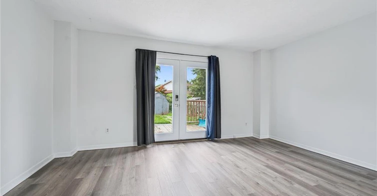 66 Banbury Road, Brantford, ON, N3P 1C3 - 8