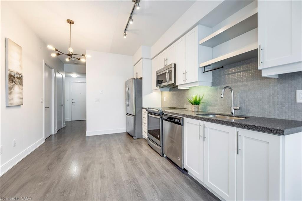 Lph32-525 Adelaide Street, Toronto, ON, M5V 1T6 - 9