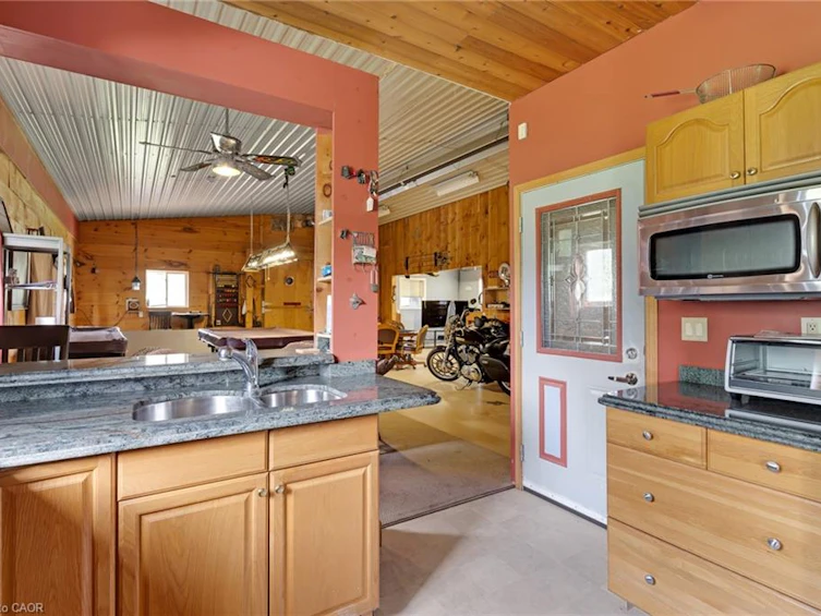 2172 Centre Road, Hamilton, ON, L0P 1B0 - 17