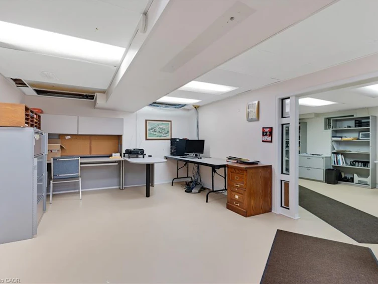 2172 Centre Road, Hamilton, ON, L0P 1B0 - 47