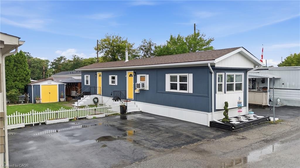 317-241 St Paul Street, St. Catharines, ON, L2S 2E5