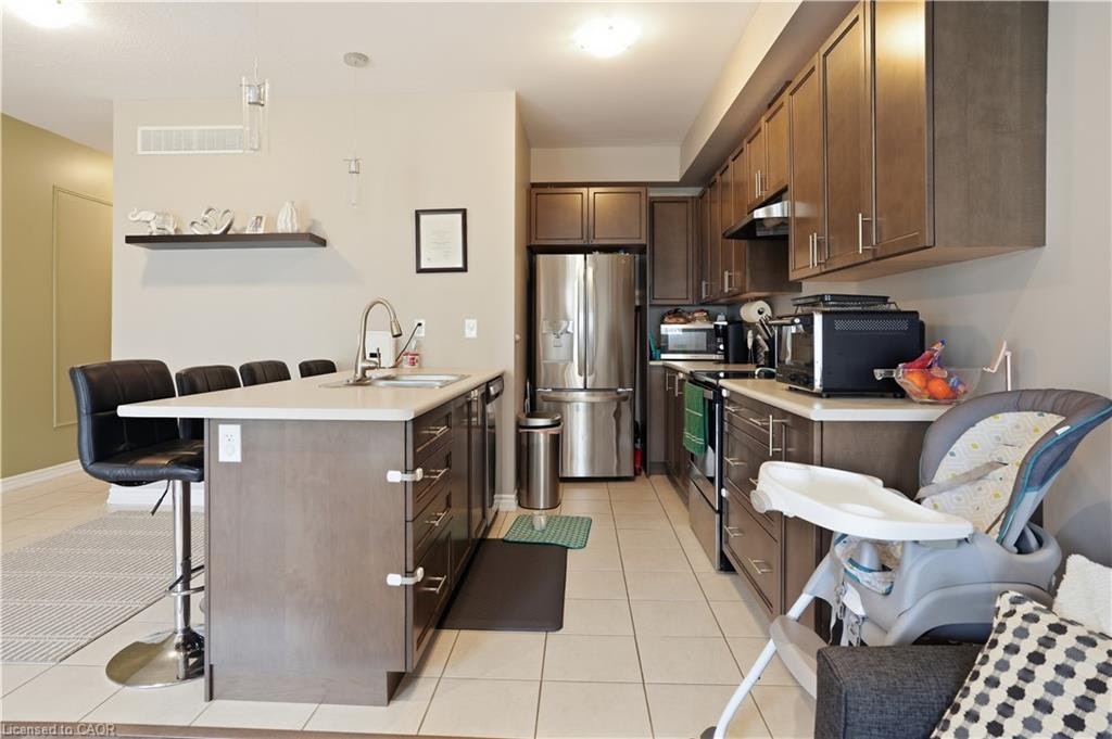50-403 Westwood Drive E, Kitchener, ON, N2M 0B5 - 8