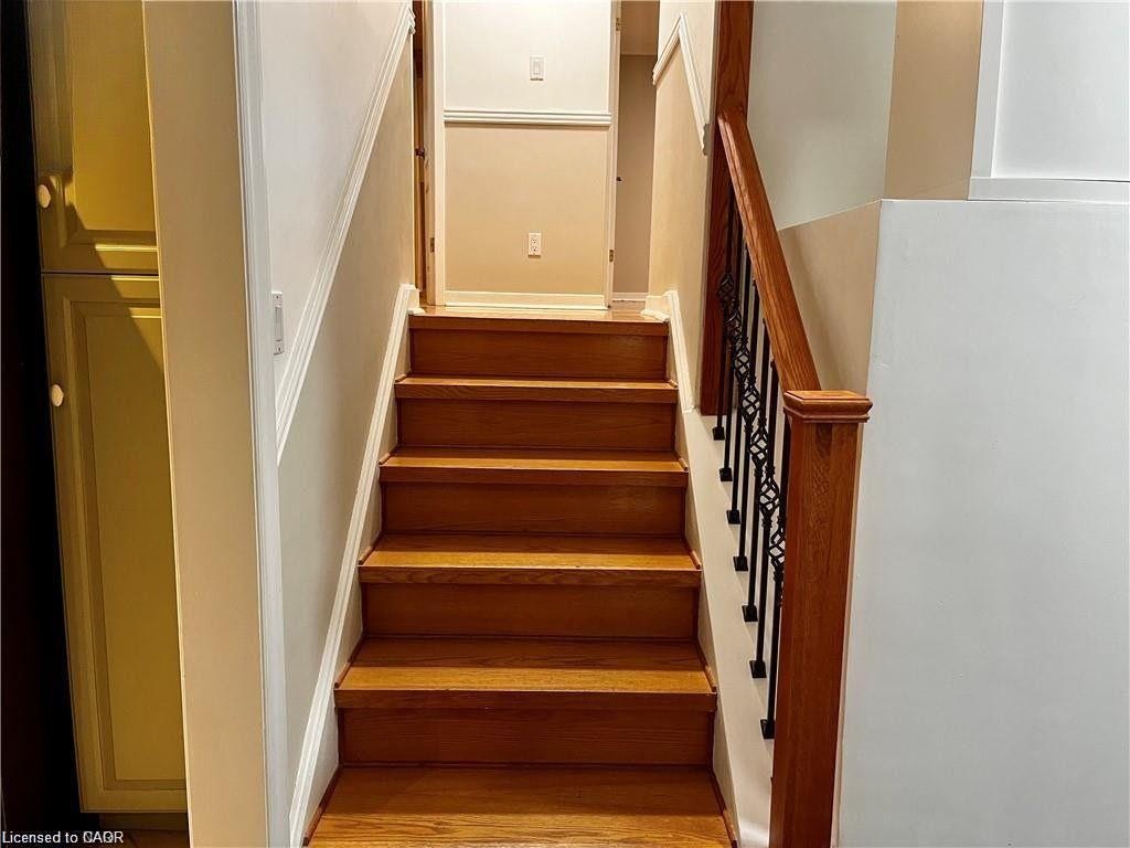 Upper-694 Niagara Street, St. Catharines, ON, L2M 3R9 - 10