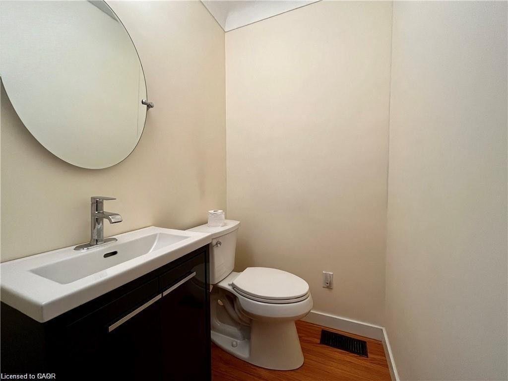 Upper-694 Niagara Street, St. Catharines, ON, L2M 3R9 - 4