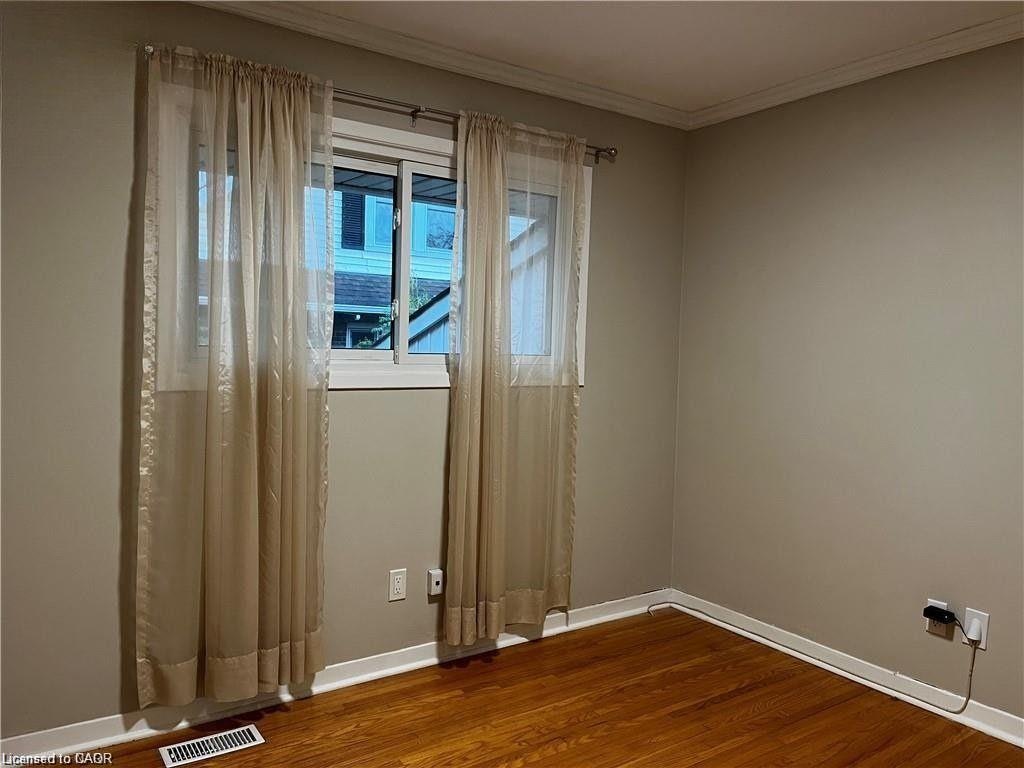 Upper-694 Niagara Street, St. Catharines, ON, L2M 3R9 - 17