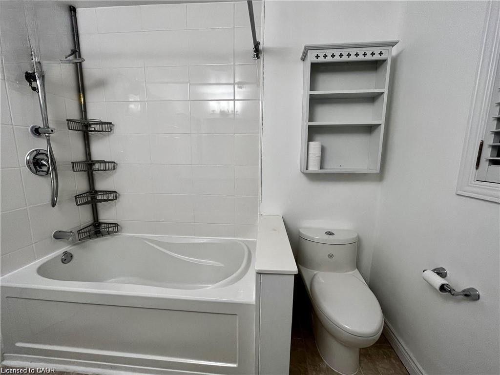 Upper-694 Niagara Street, St. Catharines, ON, L2M 3R9 - 13