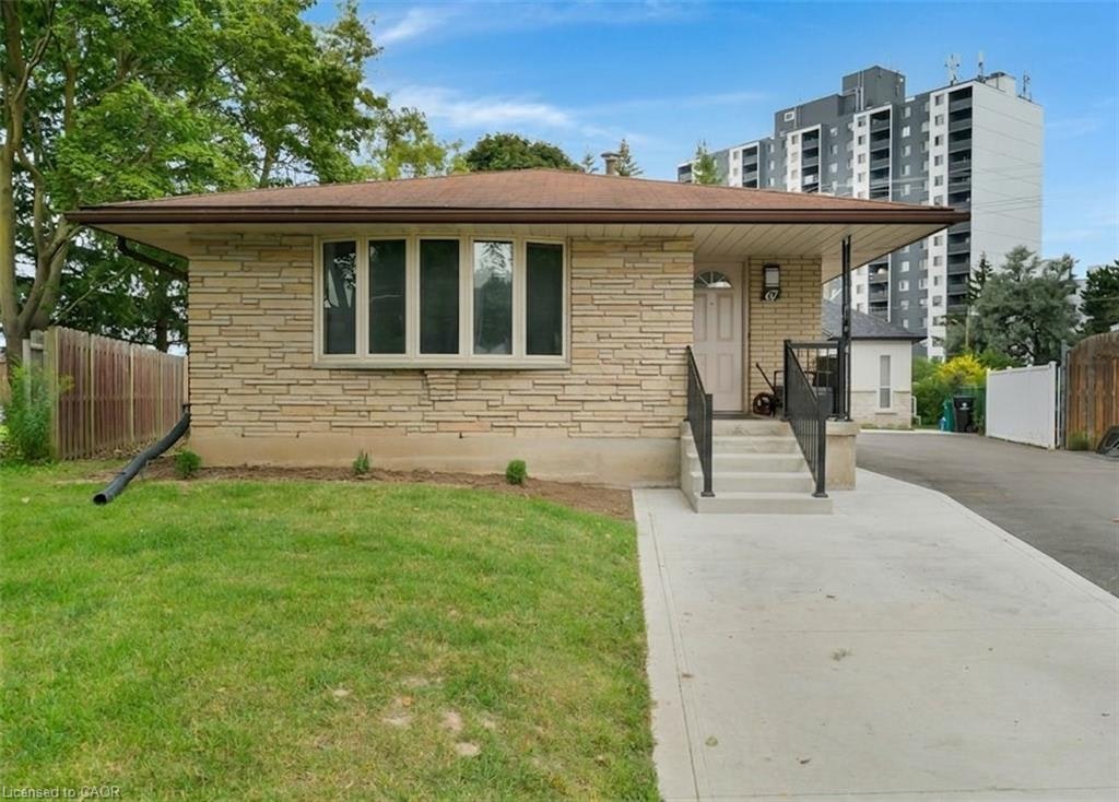 UPPER-67 Kimberly Crescent, Kitchener, ON, N2E 1C8