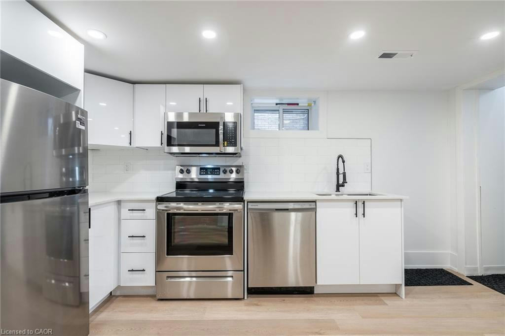 1-204 Balsam Avenue S, Hamilton, ON, L8M 3B8 - 6