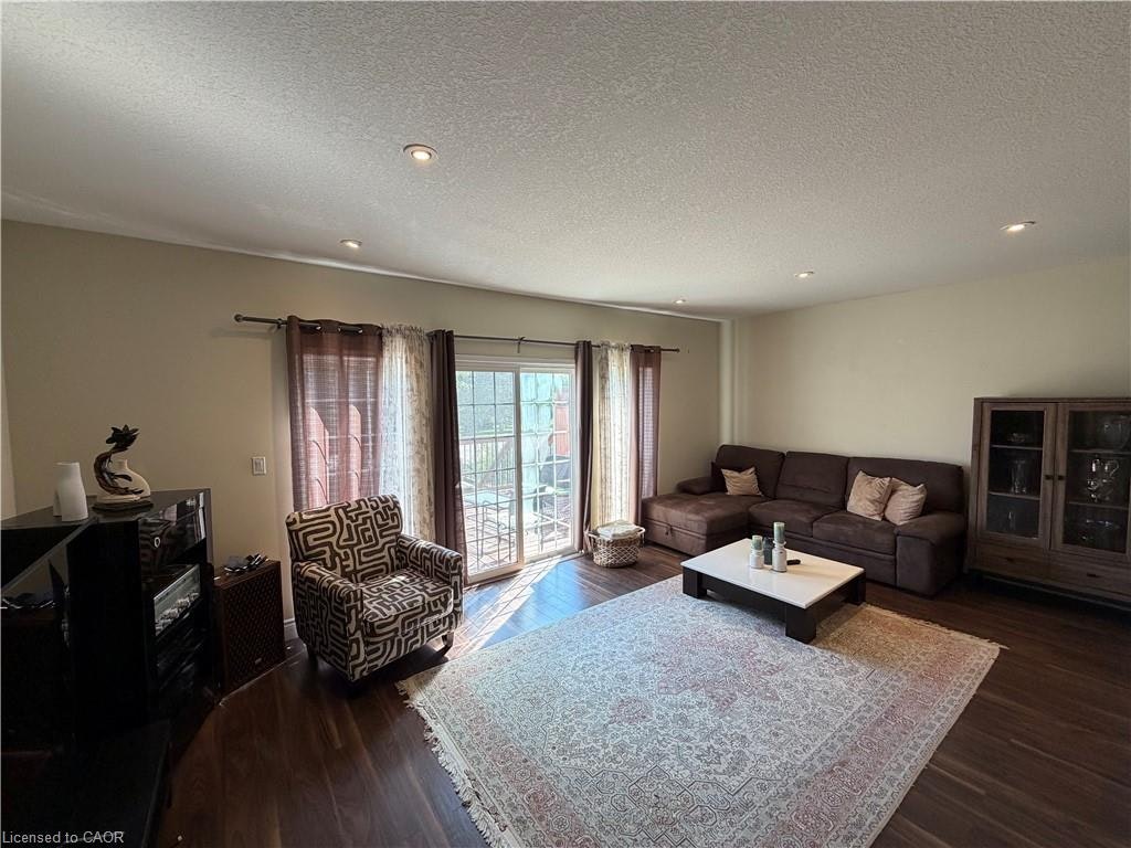 753 Grand Banks Drive, Waterloo, ON, N2K 4N2 - 13