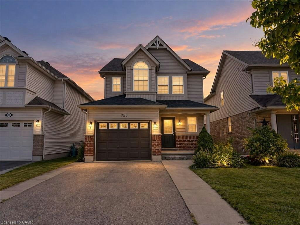 753 Grand Banks Drive, Waterloo, ON, N2K 4N2