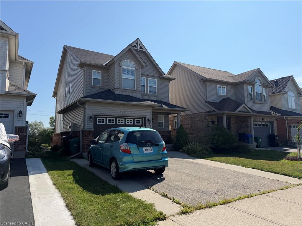753 Grand Banks Drive, Waterloo, ON, N2K 4N2 - 2