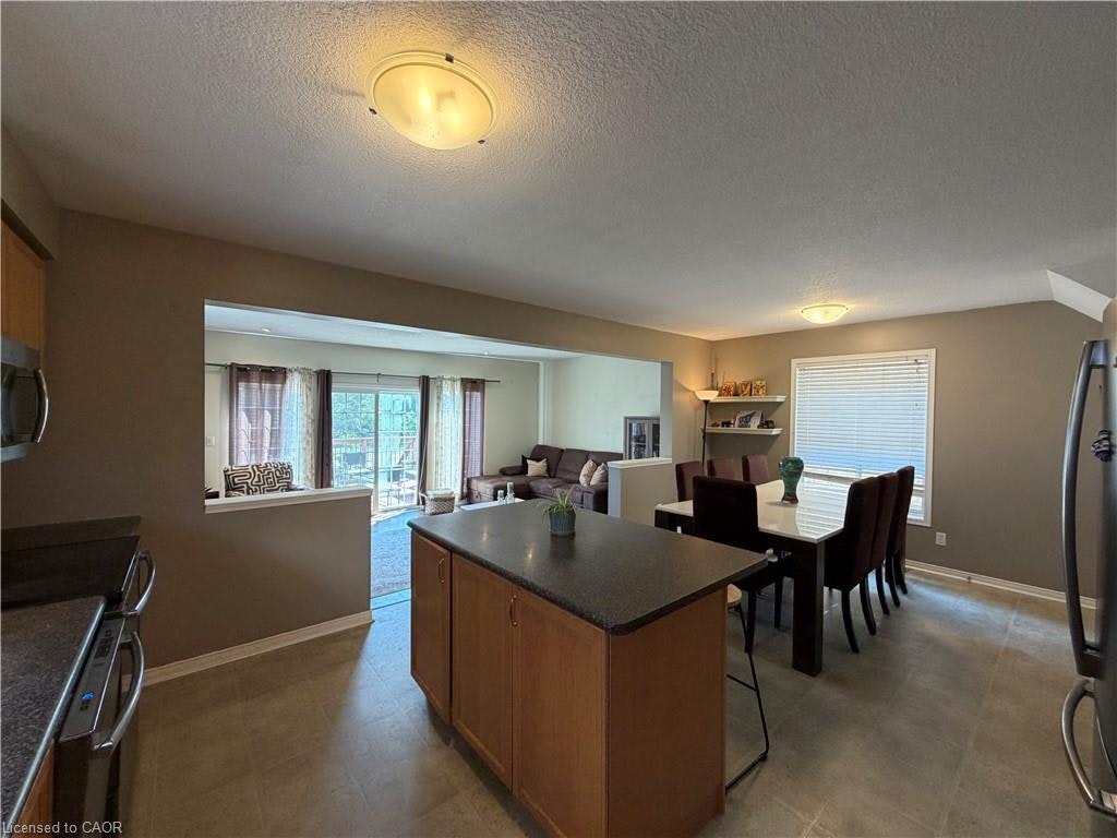 753 Grand Banks Drive, Waterloo, ON, N2K 4N2 - 11