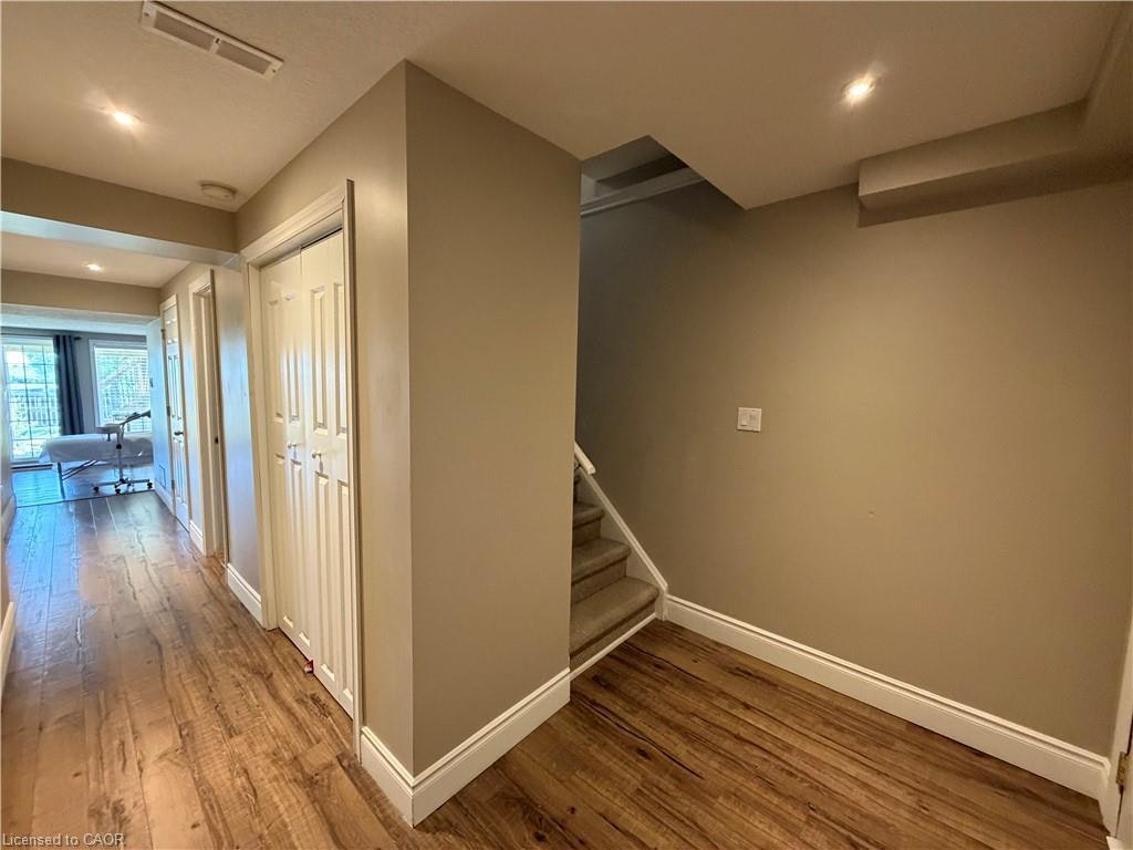 753 Grand Banks Drive, Waterloo, ON, N2K 4N2 - 31