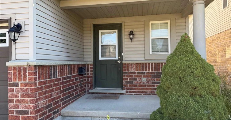 753 Grand Banks Drive, Waterloo, ON, N2K 4N2 - 3