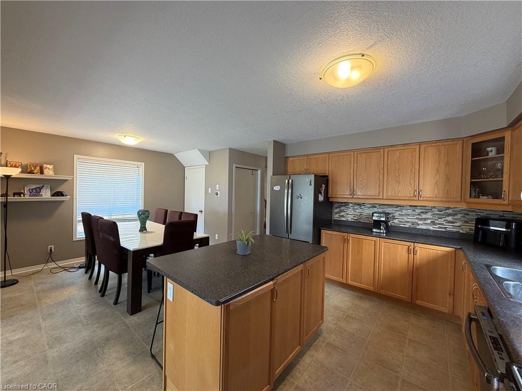 753 Grand Banks Drive, Waterloo, ON, N2K 4N2 - 10