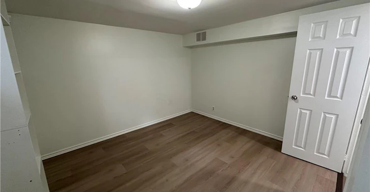 BASEMENT-131 East 42nd Street, Hamilton, ON, L8T 3A2 - 11