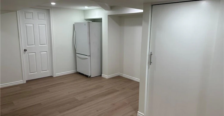 BASEMENT-131 East 42nd Street, Hamilton, ON, L8T 3A2 - 6