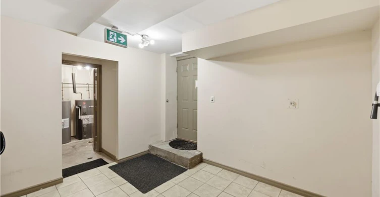 2nd-98 Duke Street, Hamilton, ON, L8P 1X5 - 24