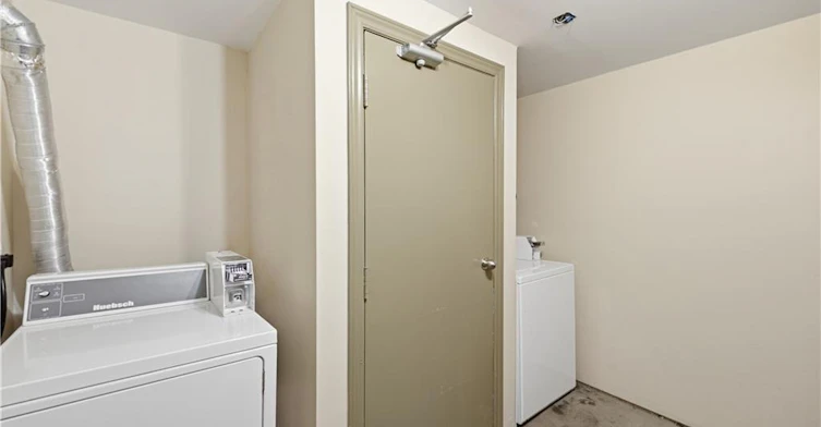 2nd-98 Duke Street, Hamilton, ON, L8P 1X5 - 23