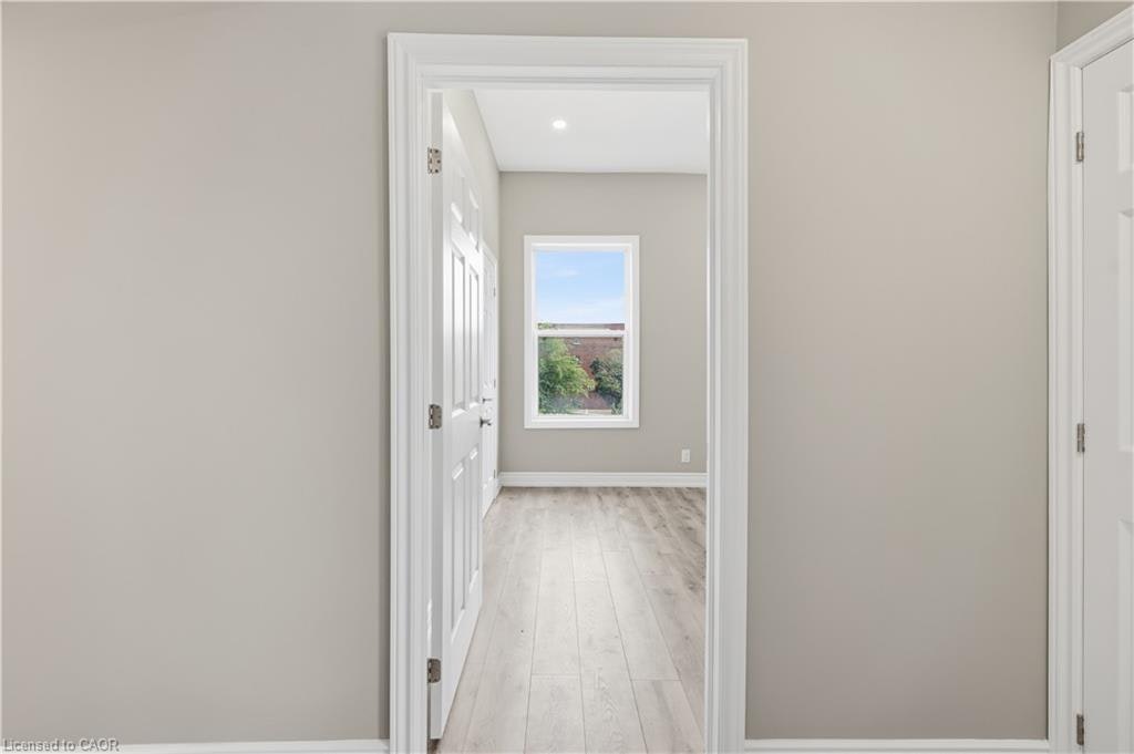 2nd-98 Duke Street, Hamilton, ON, L8P 1X5 - 7