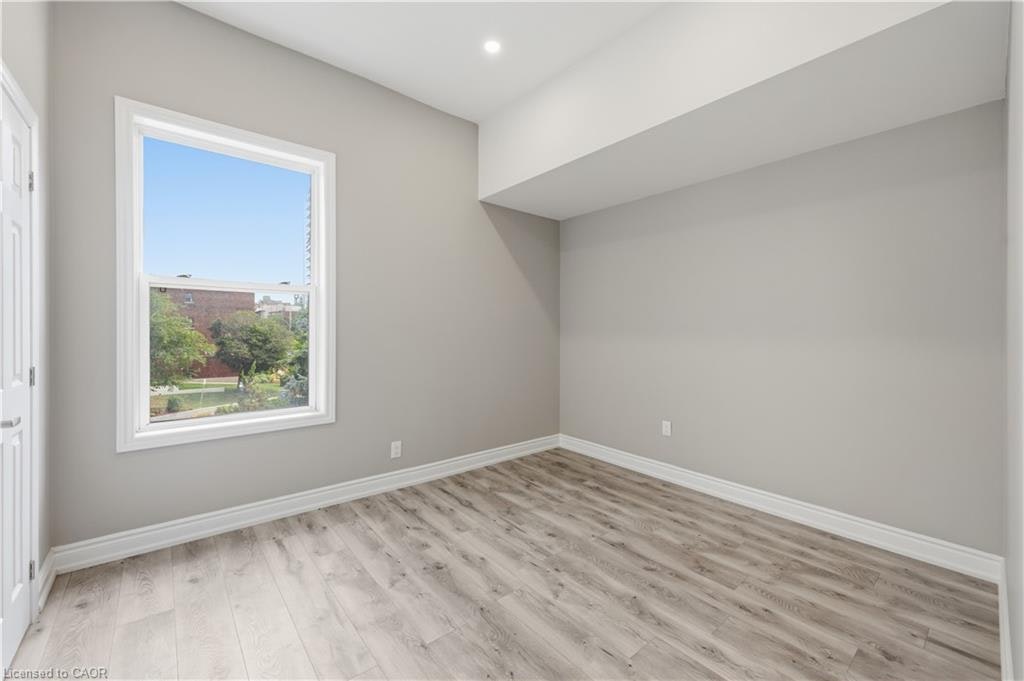 2nd-98 Duke Street, Hamilton, ON, L8P 1X5 - 14