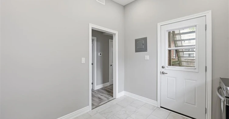 2nd-98 Duke Street, Hamilton, ON, L8P 1X5 - 11