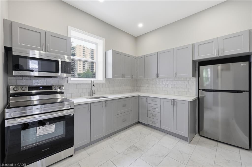 2nd-98 Duke Street, Hamilton, ON, L8P 1X5 - 13