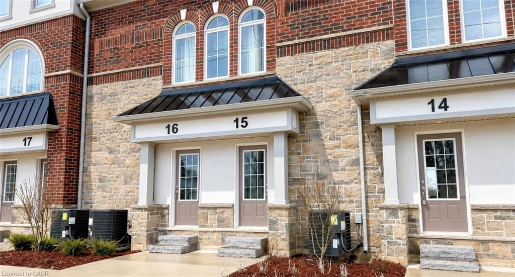 15-677 Park Road N, Brantford, ON, N3R 0A2 - 2
