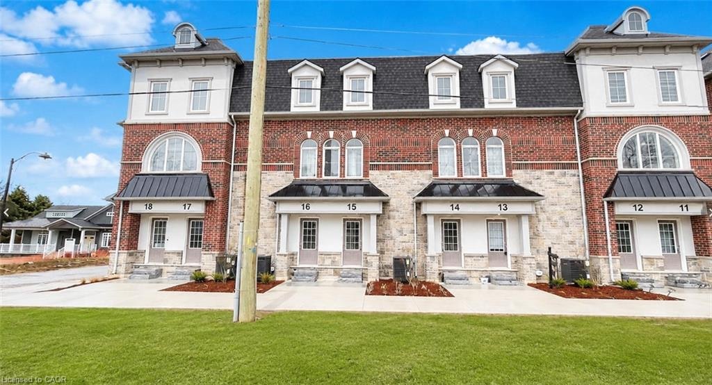 15-677 Park Road N, Brantford, ON, N3R 0A2