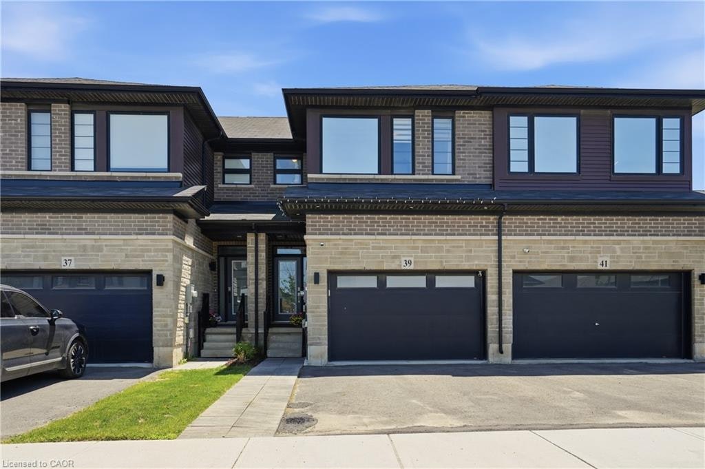 39 Bellhouse Avenue, Brantford, ON, N3T 0T7