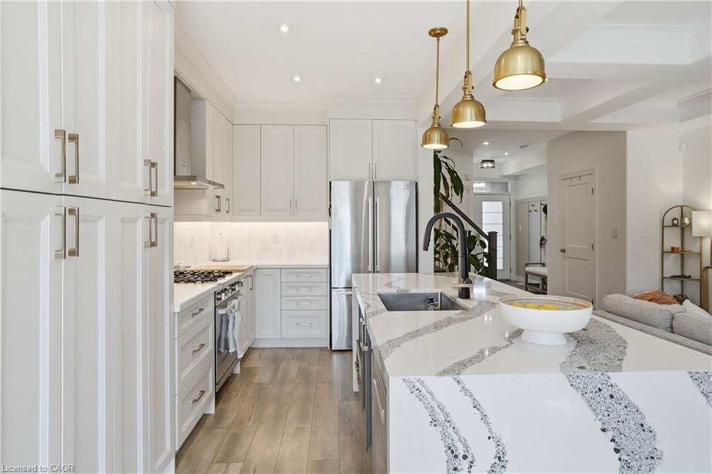 39 Bellhouse Avenue, Brantford, ON, N3T 0T7 - 9