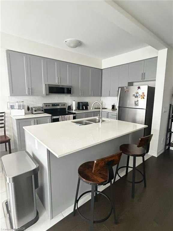 123 Broadacre Drive, Kitchener, ON, N2R 0S5 - 3