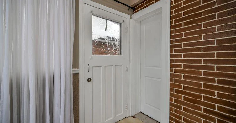 Lower Lvl-44 Aldridge Street, Hamilton, ON, L9C 2T2 - 2