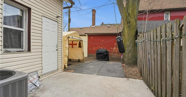 4-322 Barton Street E, Hamilton, ON, L8L 2X7 - 12