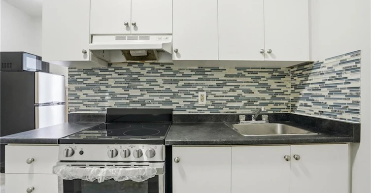 4-322 Barton Street E, Hamilton, ON, L8L 2X7 - 4