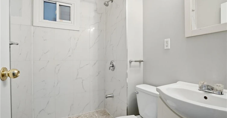 4-322 Barton Street E, Hamilton, ON, L8L 2X7 - 11